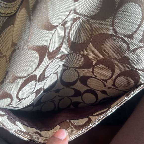 Coach Beige Signature Hobo - Picture 5 of 10
